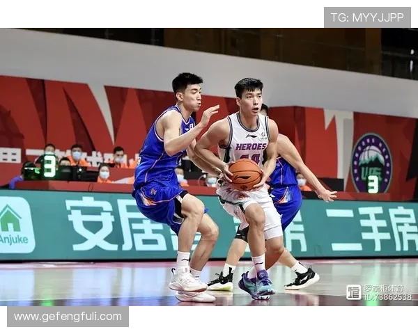 青岛男篮最后1分钟领先11分被逆转遭遇0-14攻势遗憾错失五连胜